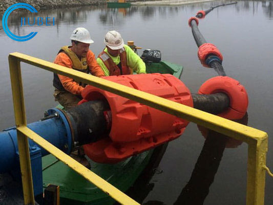 La densité moyenne de flotteur de mousse de polyéthylène de vagabonds de tuyau de HDPE de drague a pré isolé 300mm