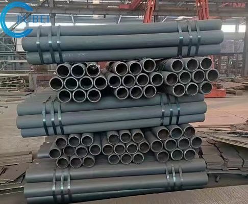 Q235 Tubes métalliques revêtues d'un matériau en alliage résistant à l'usure Distance de longueur 1m - 12m sur demande