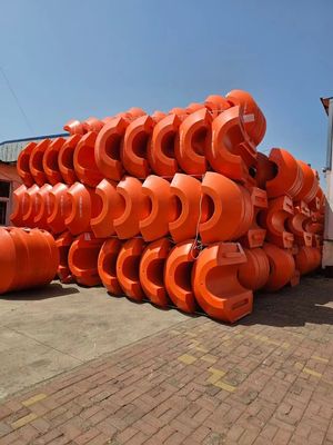 Matériau flottant PE HDPE Pipe Floater avec écrous de connexion de cylindre et laveuses