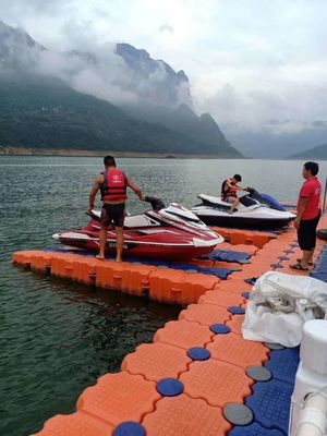 Installation facile Pontoon flottant durable avec une surface antidérapante