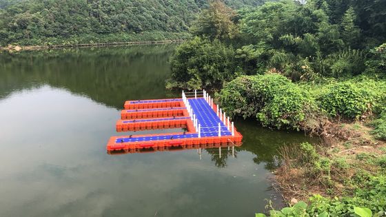 Pontoon flottant PE de capacité de charge de 5000 kg pour de larges applications