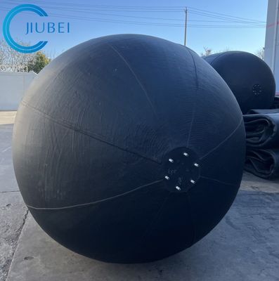 Airbag gonflable flexible pour le lancement de navires pour faciliter le processus de lancement