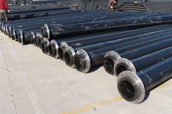 Soudure de connexion de dragage de tuyaux HDPE en blanc avec bandes bleues pour divers projets de dragage