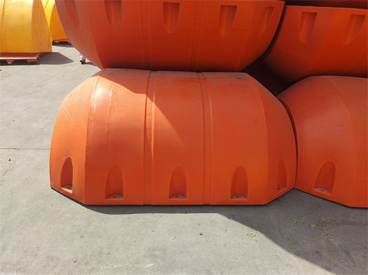Dispositif de flottaison de tuyaux en plastique à haute flottabilité pour les opérations de dragage dans l'entretien des ports fluviaux