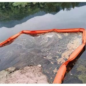 Protéger les voies d'eau avec un rideau de boue flottante lors de la gestion des étangs/lacs et de l'intervention en cas de déversement d'urgence