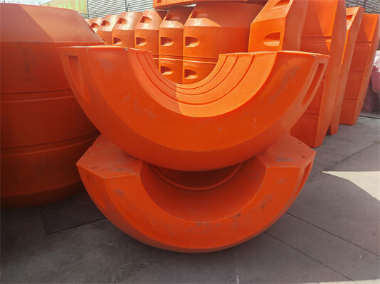 Flotteurs de dragage en PEHD offrant flottabilité et support pour les tuyaux de refoulement et les pipelines dans diverses conditions environnementales de dragage